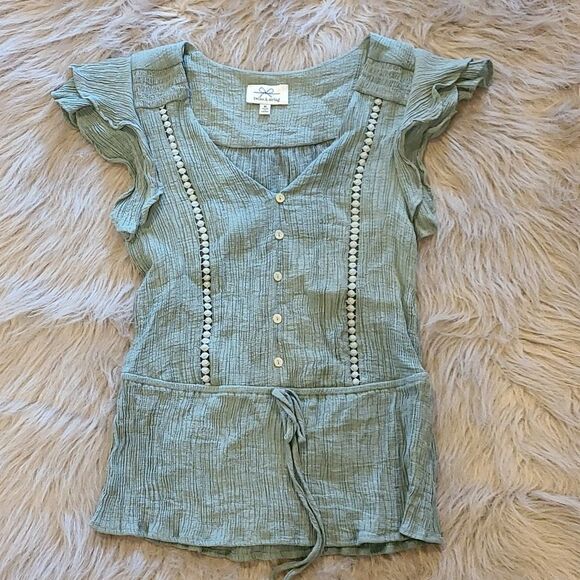 Twine ans string womens sleeveless ruffles sleeve green top with buttons size m - Picture 1 of 3